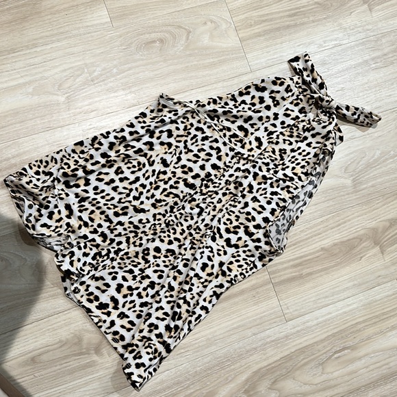 Banana republic blouse size XS - Picture 3 of 4